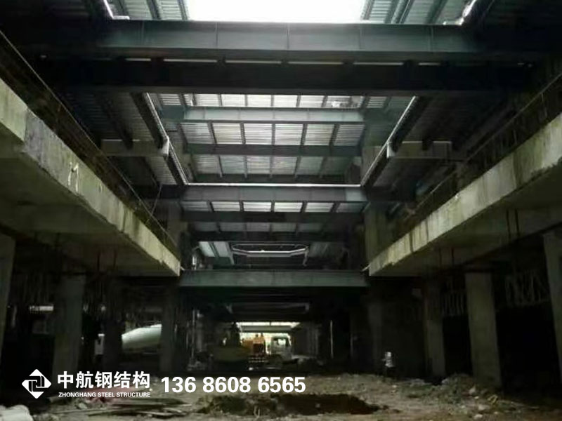 建造鋼結(jié)構(gòu)閣樓的先決條件和注意事項(xiàng)有哪些？(圖1)